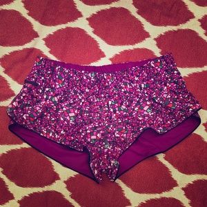 Lululemon Reversible Surf Shorts - Size 4